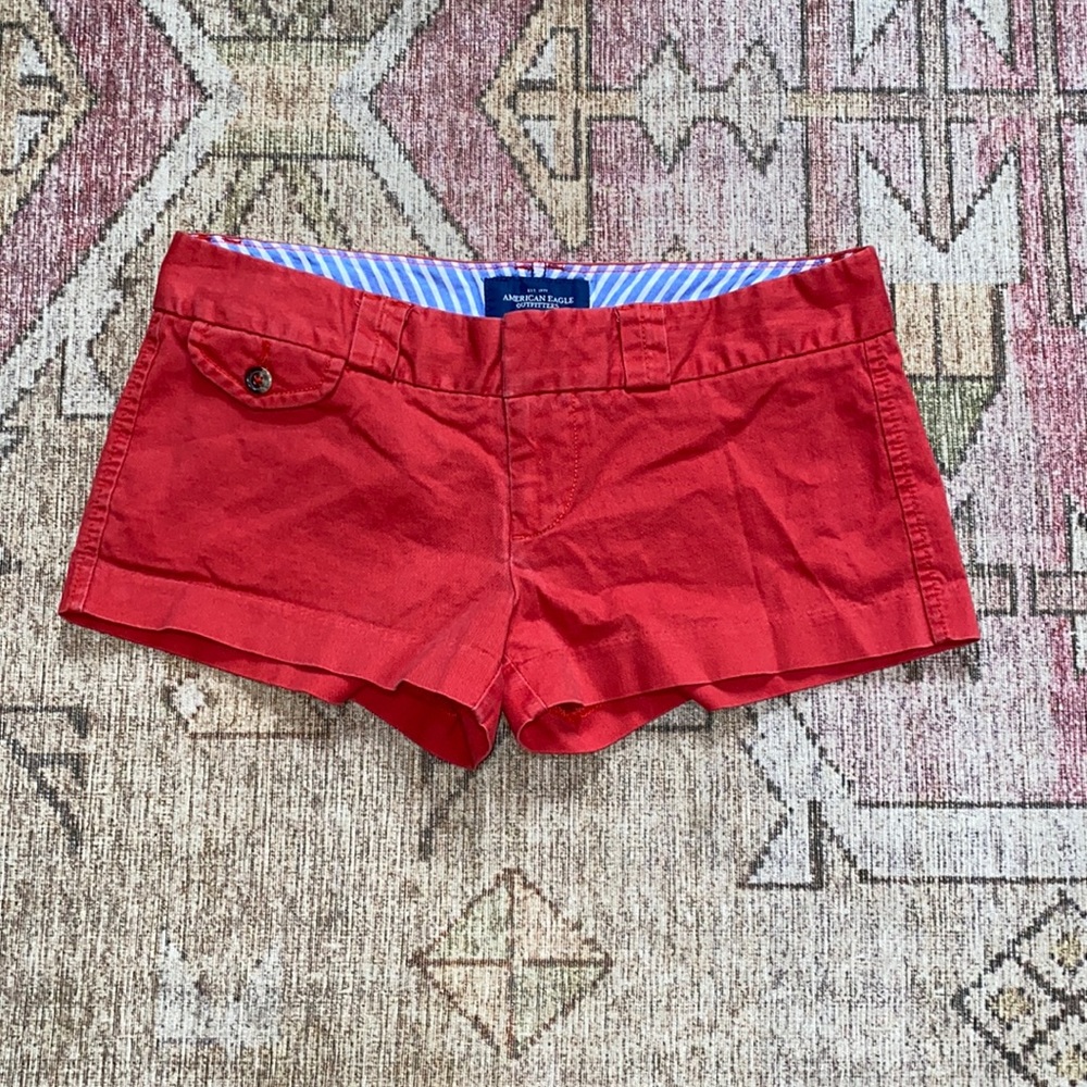 Y2K American Eagle Outfitters Favorite Shorts in Red size 2 in great condition
